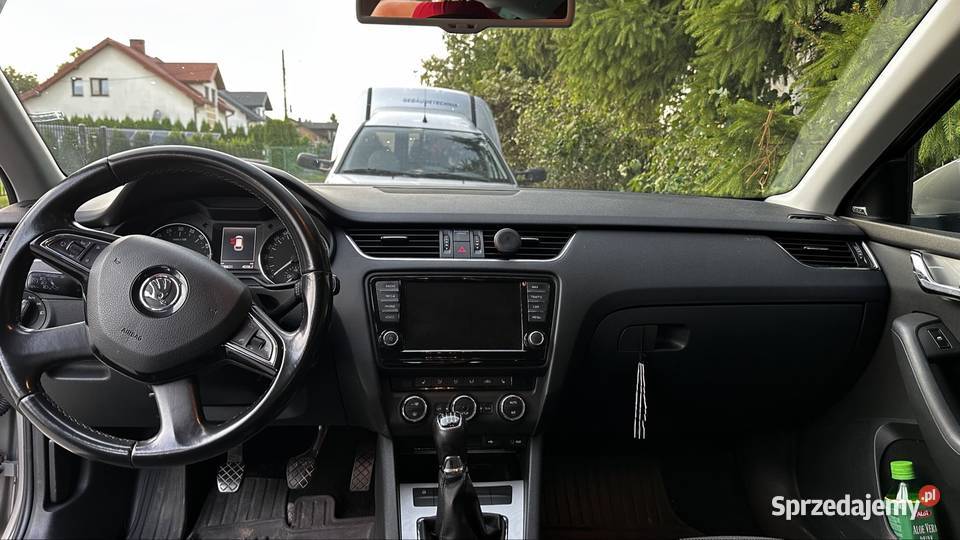 Octavia 20 TDI Bixenon Canton pół skóra duża światła do jazdy dziennej Milejów-Osada sprzedam