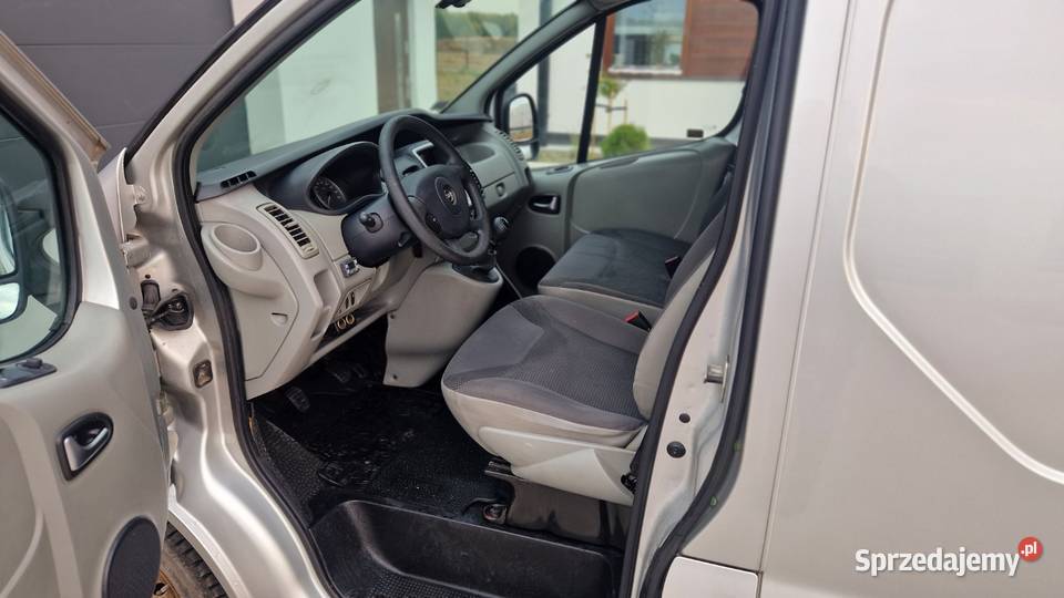Opel VIVARO Błonie
