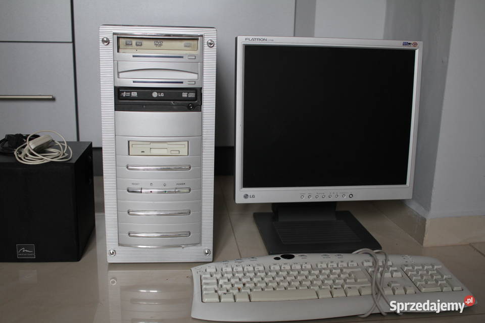 Zestaw komplet komputer monitor klawiatura 3 Toruń