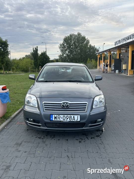 Toyota avensis t25 20D Rok produkcji 2004 Radom