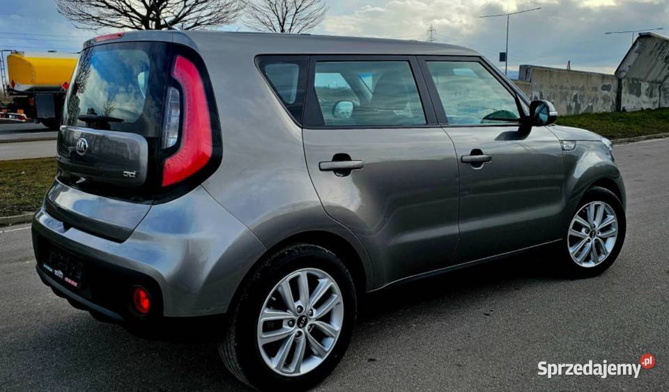 KIA SOUL