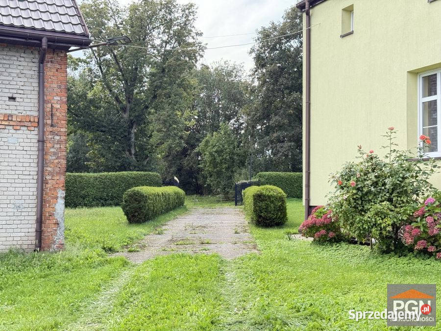 sprzedaży domu wolnostojącego 590m Trzebiatów Liczba pokoi 7 Sprzedaż