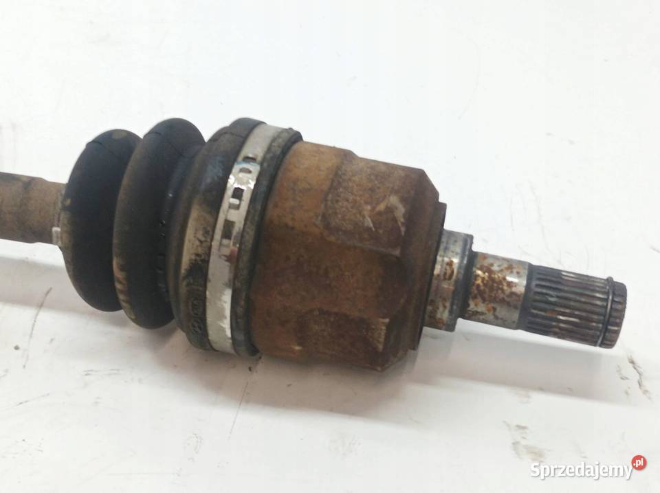 PÓŁOŚ PRAWY PRZÓD 16 CRDI Hyundai i30 I 20072012 sprzedam