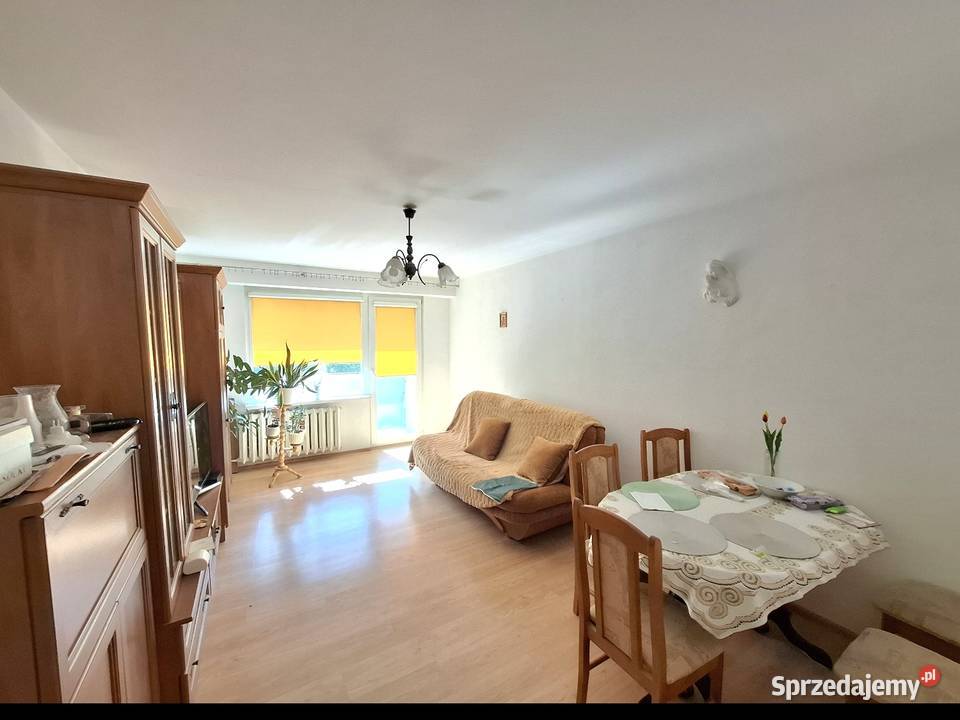 Przestronne mieszkanie 3 pokoje hol 654m2 piętro Krąplewice