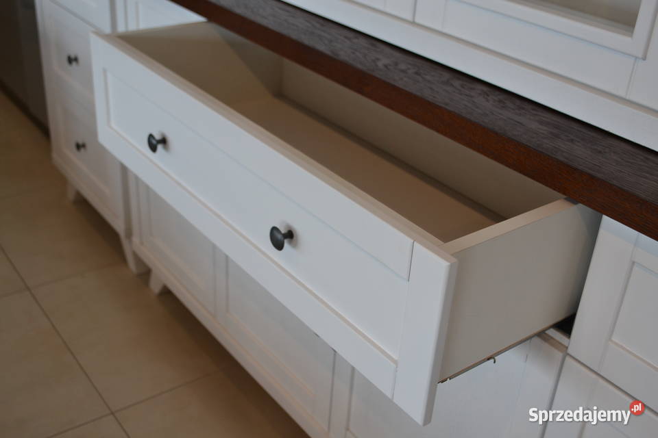 Drewniana witryna z komodą Natura II Producent