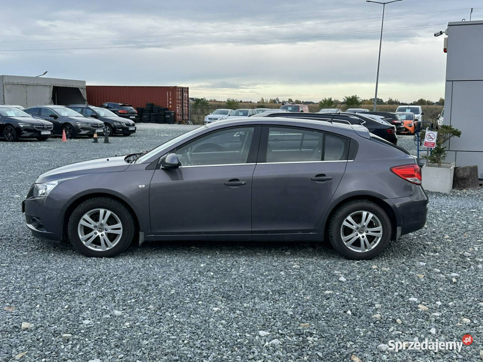 Chevrolet Cruze Chevrolet cruze Opel Astra 20 Rok produkcji 2011
