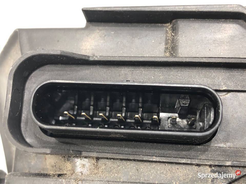 ZAMEK DRZWI PRAWY TYŁ JAGUAR XF II Kombi