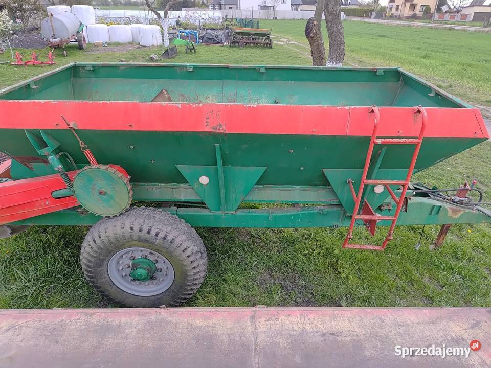 Rozsiewacz wapna rcw5 5t Zabrze
