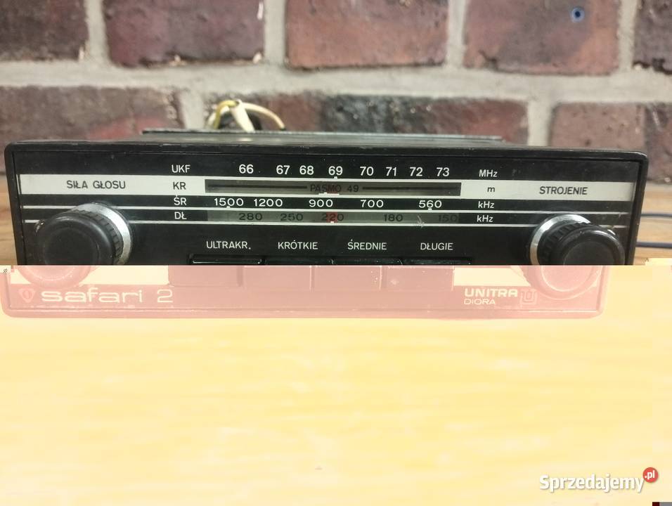 Przestrojone sprawne stare radio UNITRA Safari 2 Poznań