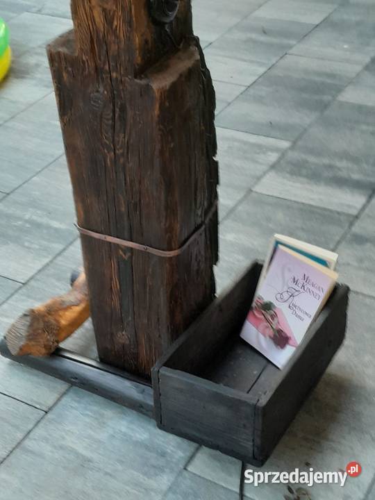 Unikatowy słupek oświetleniowy lampa stojąca Jedlicze