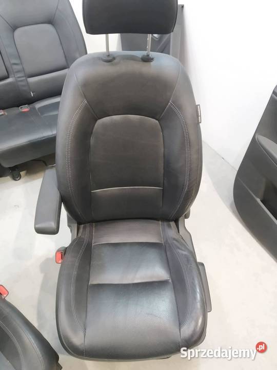FOTELE KANAPA BOCZKI KOMPLET SKÓRA Hyundai ix20 sprzedam