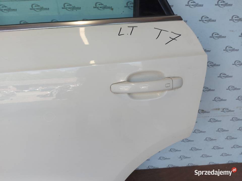 AUDI Q3 I 13r drzwi lewe tył Kielce sprzedam