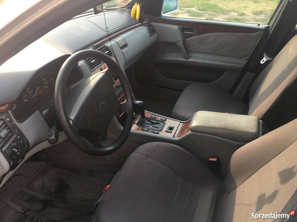 MercedesBenz W210 E290 łódzkie Skrzynno sprzedam