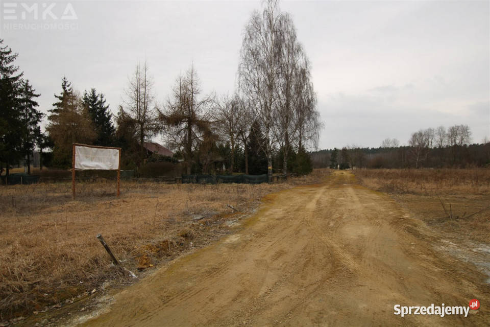 Ogłoszenie działka 1079 metrów Branica 33m