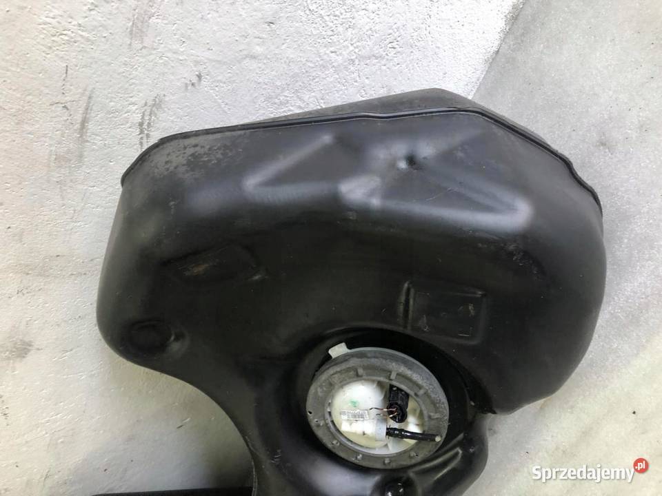 ZBIORNIK BAK PALIWA 6765701 BMW E91 20B osobowe sprzedam