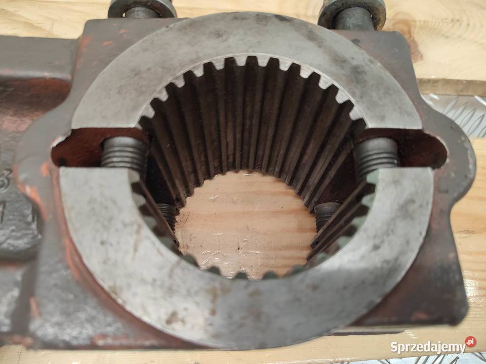 Ramię podnośnika Massey Ferguson 8120 604B1 Wilkowo