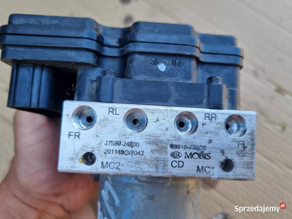 POMPA HAMULCOWA ABS KIA XCEED 15 6158943200