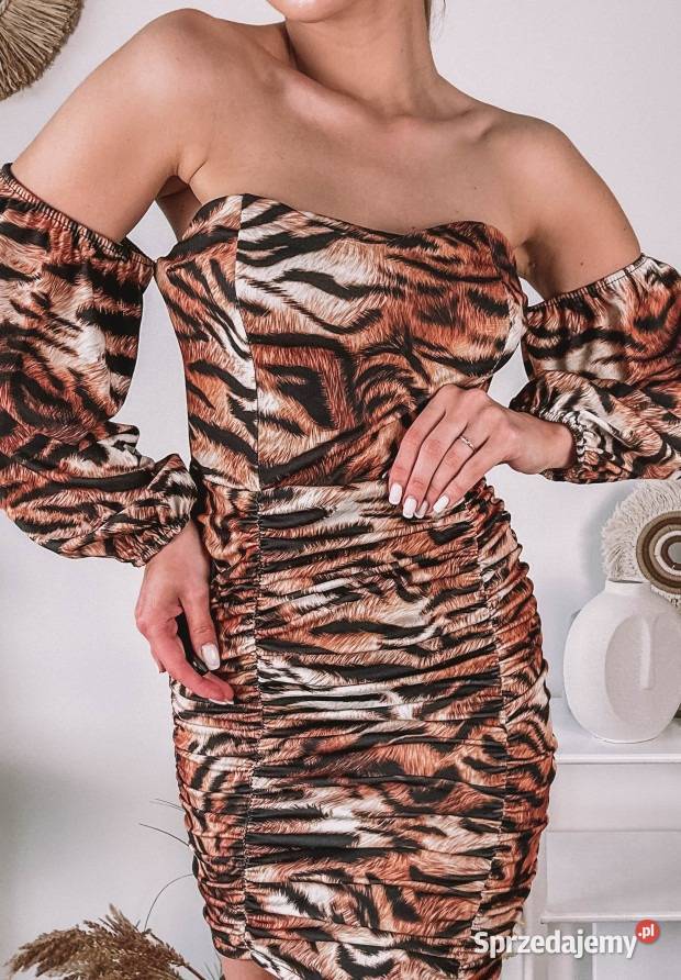Sukienka Mini Keira W Panterkę sprzedam