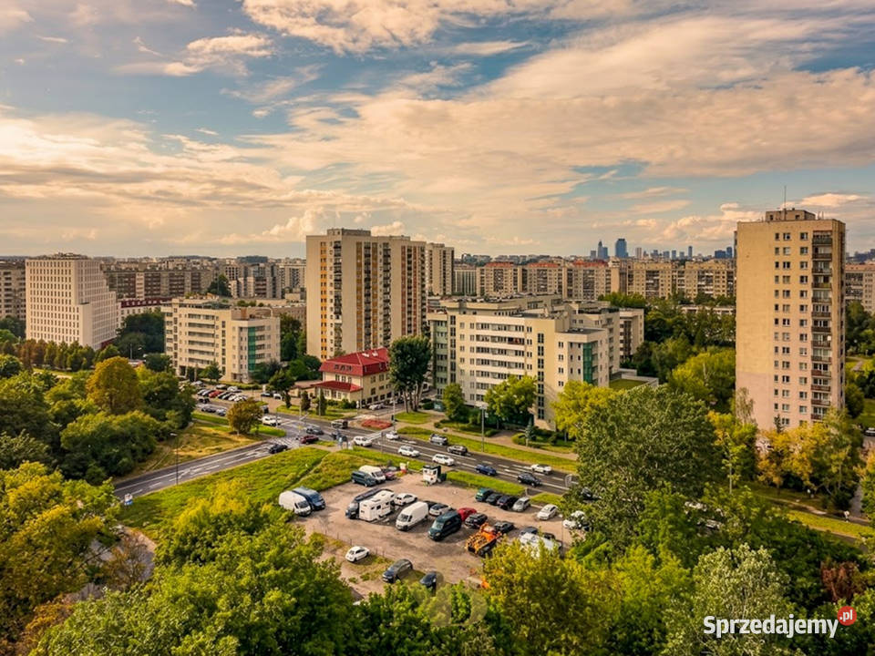 44 m 2 Pokoje Osobna Kuchnia Widok na Warszawę Warszawa