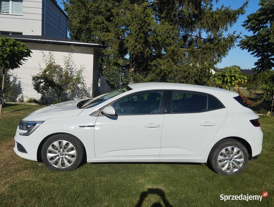 Sprzedam Renault Megane IV produkcji 2017 15 dci manualna Nysa sprzedam