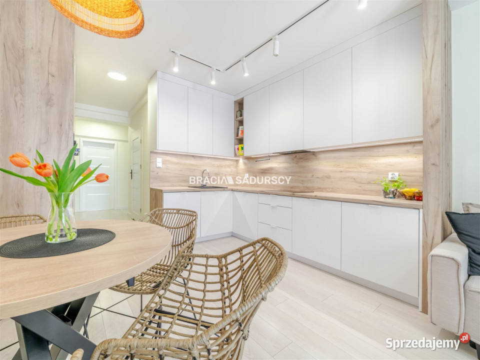 sprzedaży mieszkania Kraków Obozowa 60m2 pustak