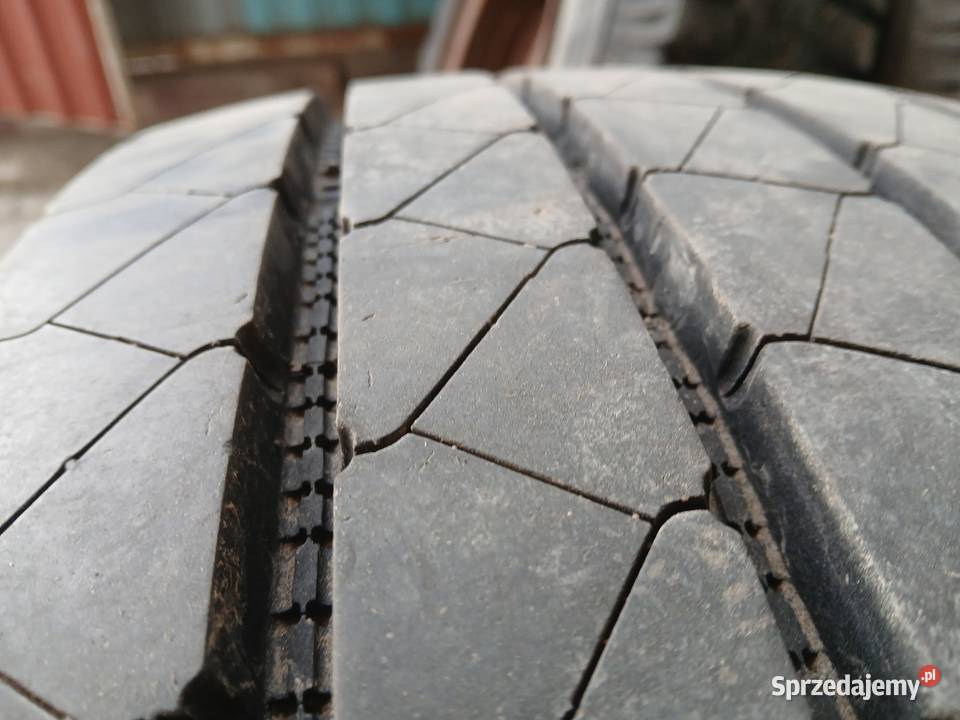 Opona 29560 r 225 Good Year marathon Lhs 95 nowa kujawsko-pomorskie Radziejów sprzedam