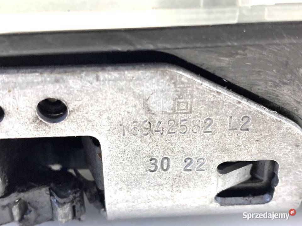 ZAMEK DRZWI LEWY PRZÓD OPEL CORSA F Hatchback