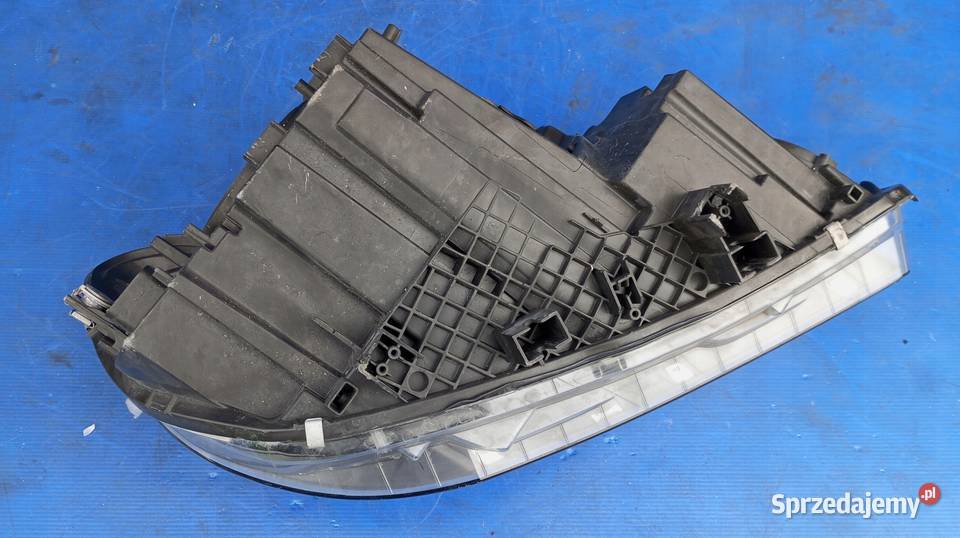 LAMPA REFLEKTOR LEWY PRZÓD EU BMW 2 F45 F46 LED osobowe wielkopolskie Nowy Tomyśl