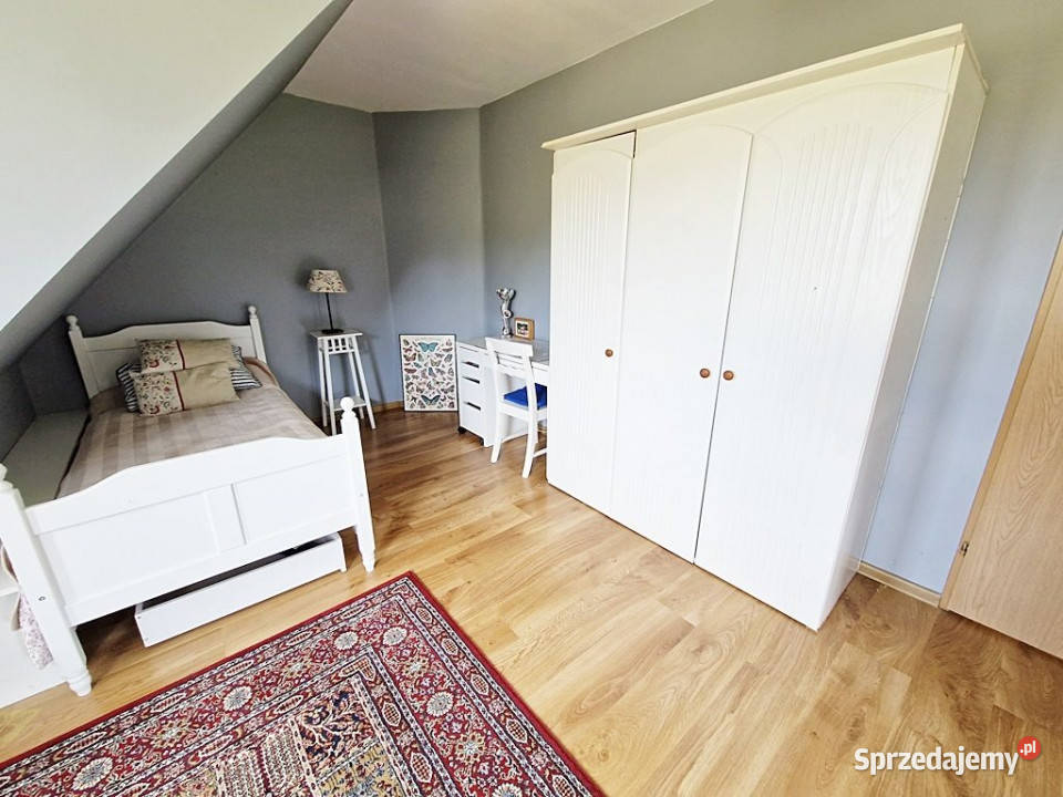 Dom wolnostojący 399m2 Chęciny Liczba pokoi 11