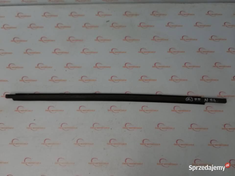 KIA SOUL 09r Listwa zgarniająca prawy przód świętokrzyskie Kielce