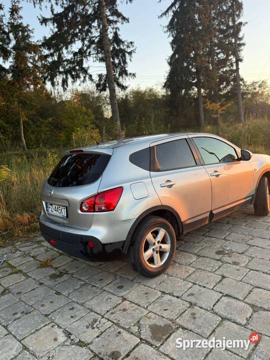Nissan Qashqai 16 BG kamera cofania klim sprawna Rok produkcji 2007 Qashqai Radom