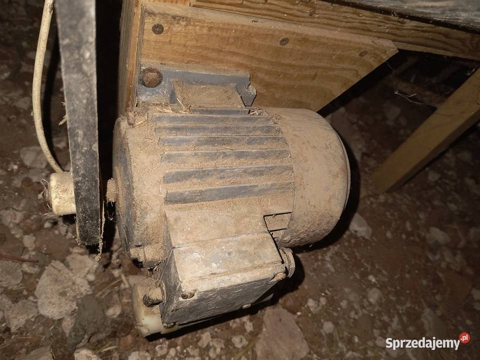 Młynek do zboża Ożarów