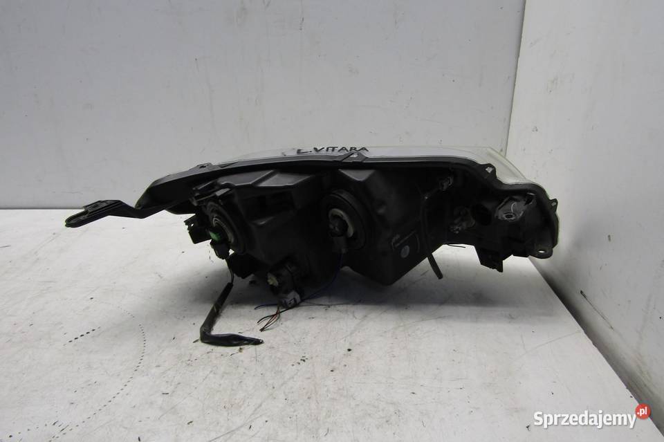 LAMPA LEWA PRZEDNIA PRZÓD SUZUKI VITARA III 15 sprzedam