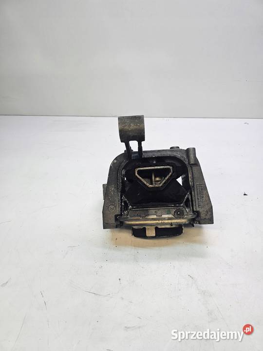 ŁAPA PODUSZKA SILNIKA AUDI VW SEAT 5Q0199262CS osobowe Przystajń