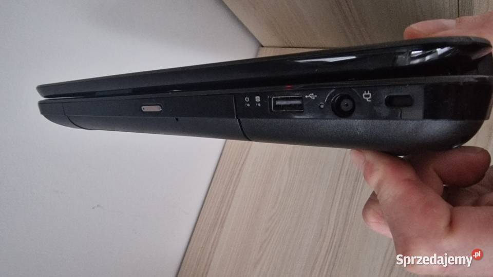 Laptop gamingowy do pracy itp 173i5SSD Myscowa sprzedam