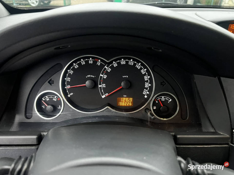 Opel Meriva RatyZamiana Gwarancja benzyna 16 gniazdo AUX Gdów