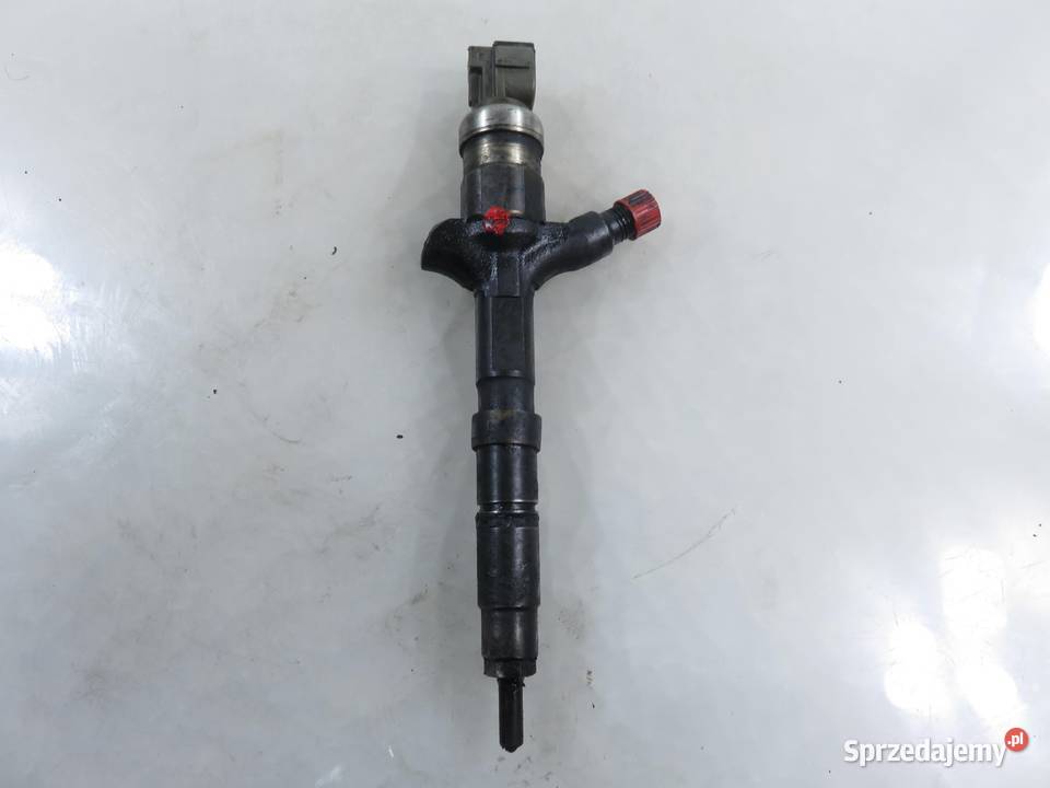 WTRYSKIWACZ TOYOTA COROLLA E12 20 D4D 2367027020