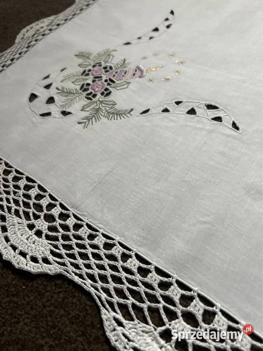 Obrus haftowany richelieu szydełkowy Zabrze