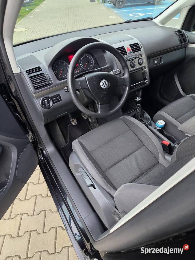 VOLKSWAGEN TOURAN HIGHLINE isofix