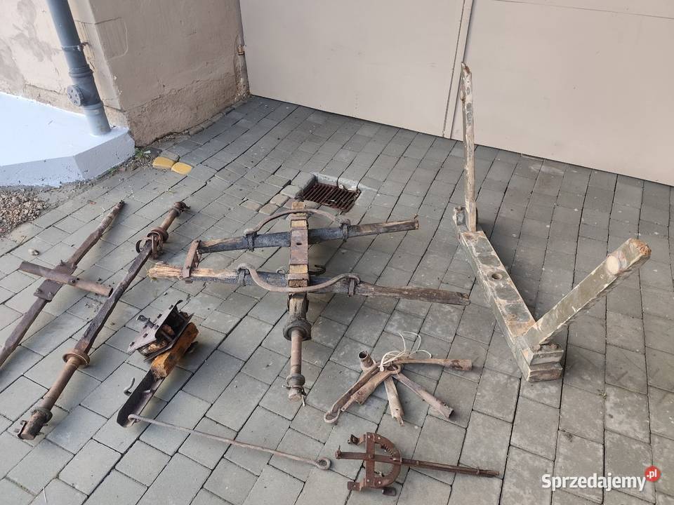 Części zabytkowy lekki wóz konny osie piasty podkarpackie Przeworsk