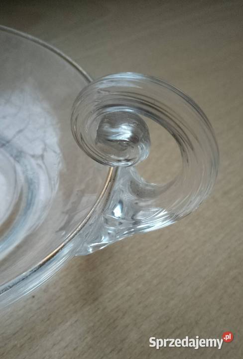 Antyczne naczynia miseczki