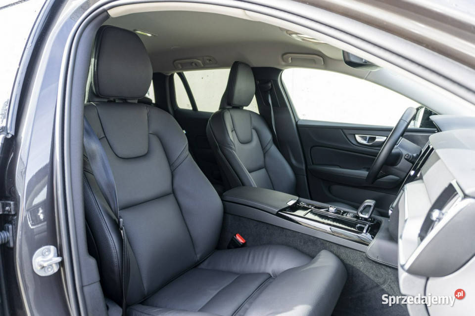 Volvo V60 Volvo V60 T6 253145 FV23 Gwarancja Hak Rok produkcji 2025 Łódź