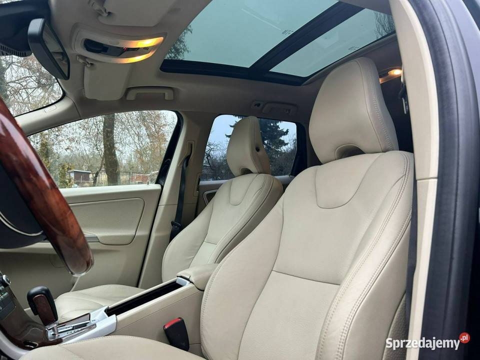 Volvo XC 60 Volvo XC60 D5 Krajowy AWD Automat nieuszkodzony Szczecin