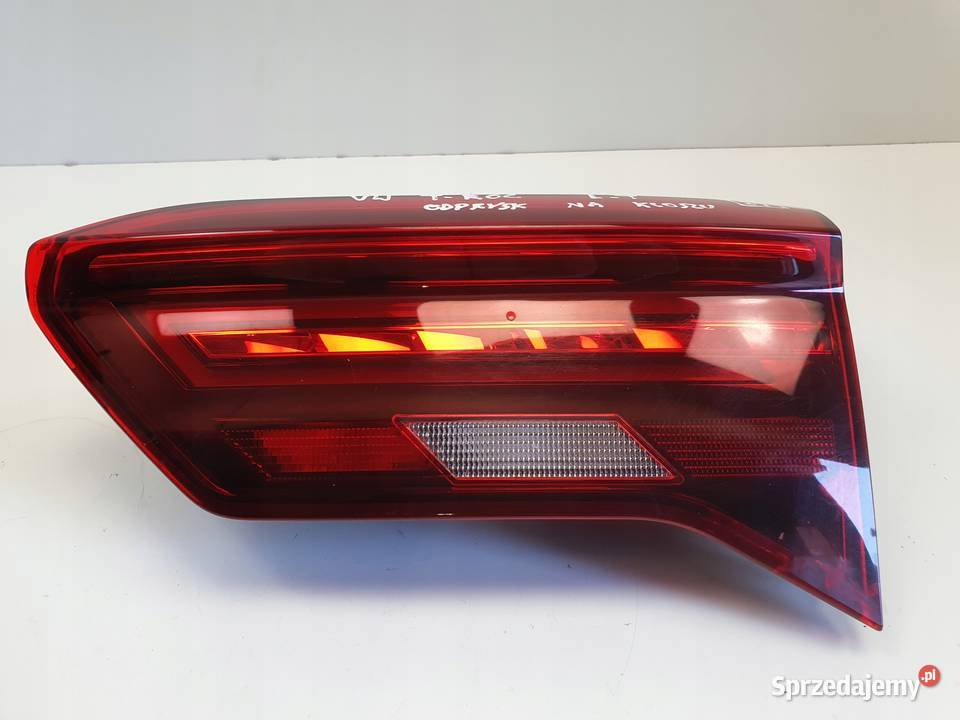 VW TROC TYLNIA TYLNA LAMPA LEWA lewy tył LED