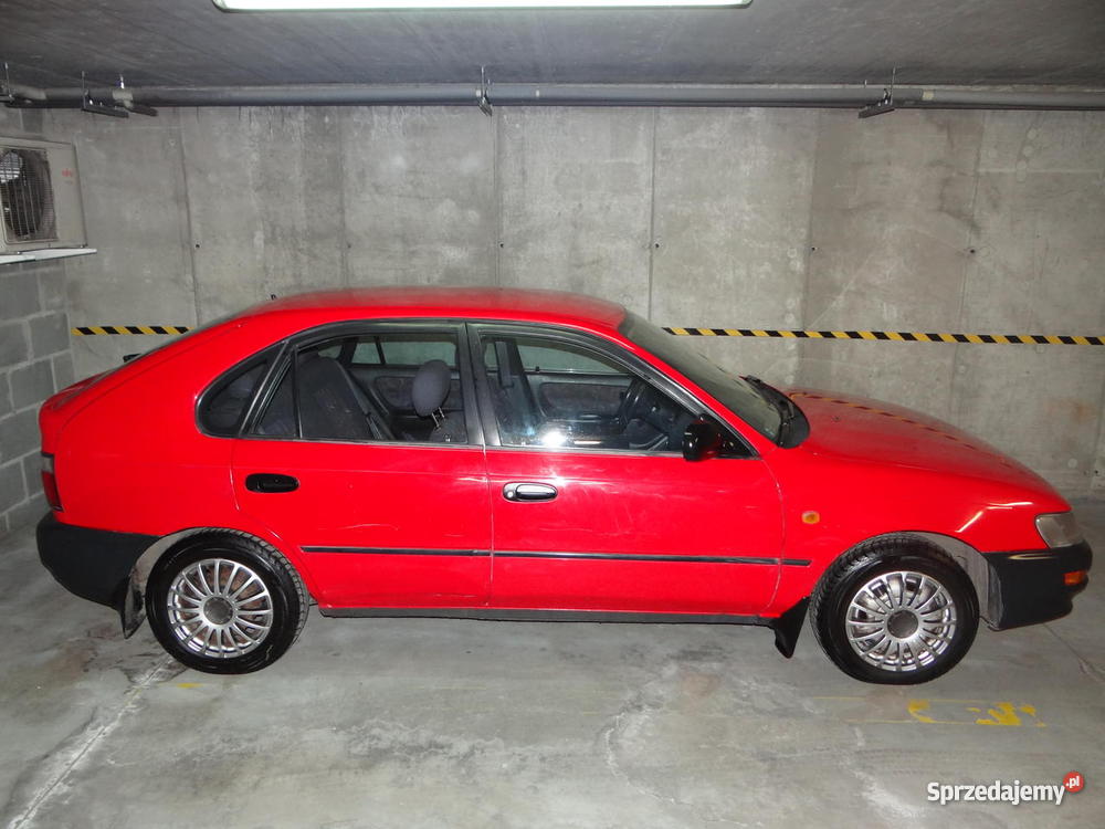 i niezawodna toyota corolla 13 b 5d 88 czerwona