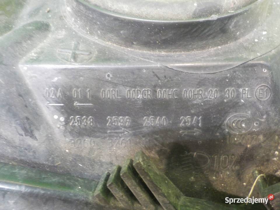 RENAULT MEGANE III LIFT 16 B 12r HB 5D lampa mazowieckie