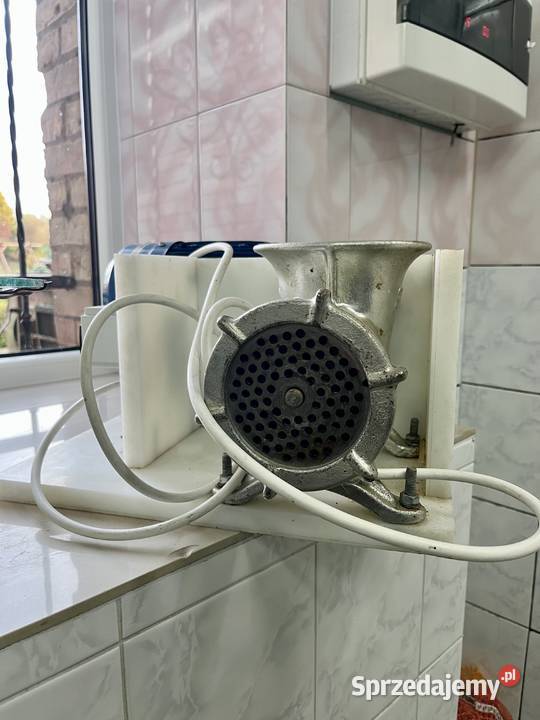 Maszyna do mielenia mięsa Dobrzyca