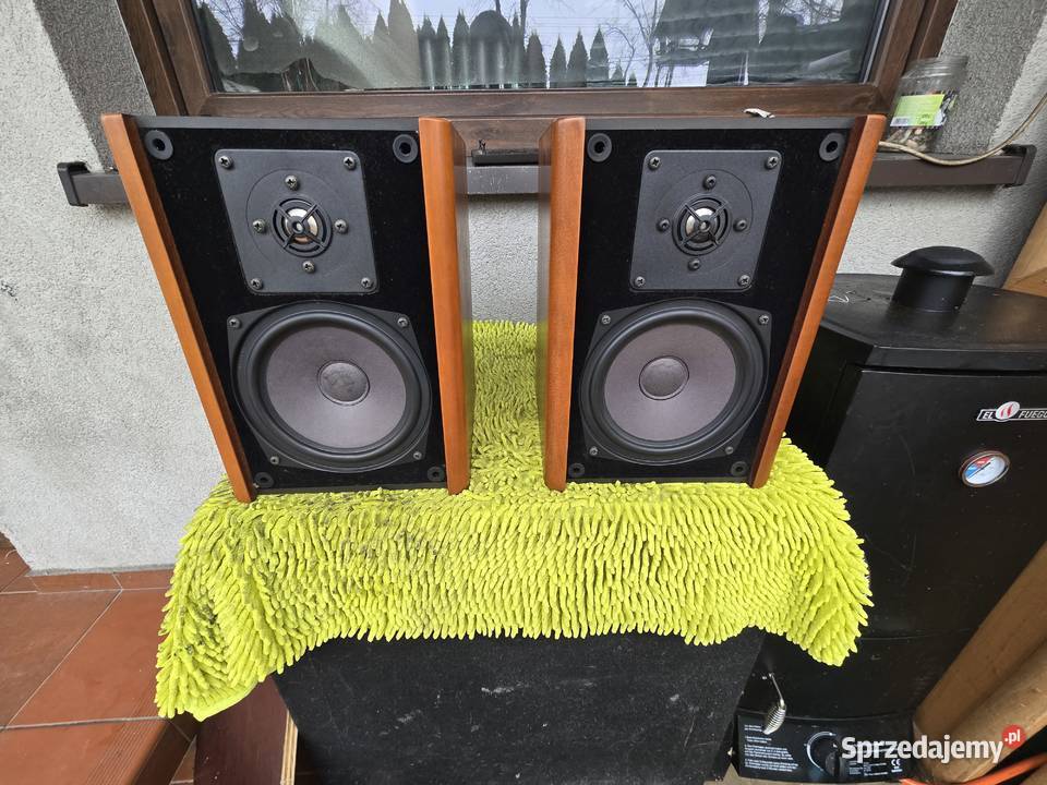 małe porządne kolumny quart 220