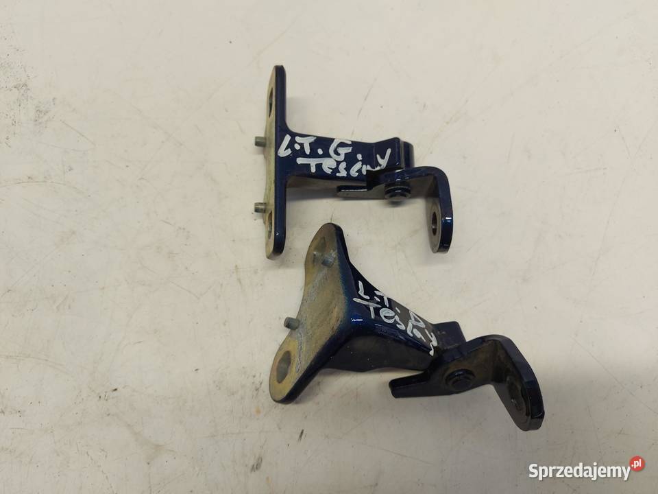 TESLA MODEL Y 2024r ZAWIAS DRZWI LEWY TYŁ GÓR