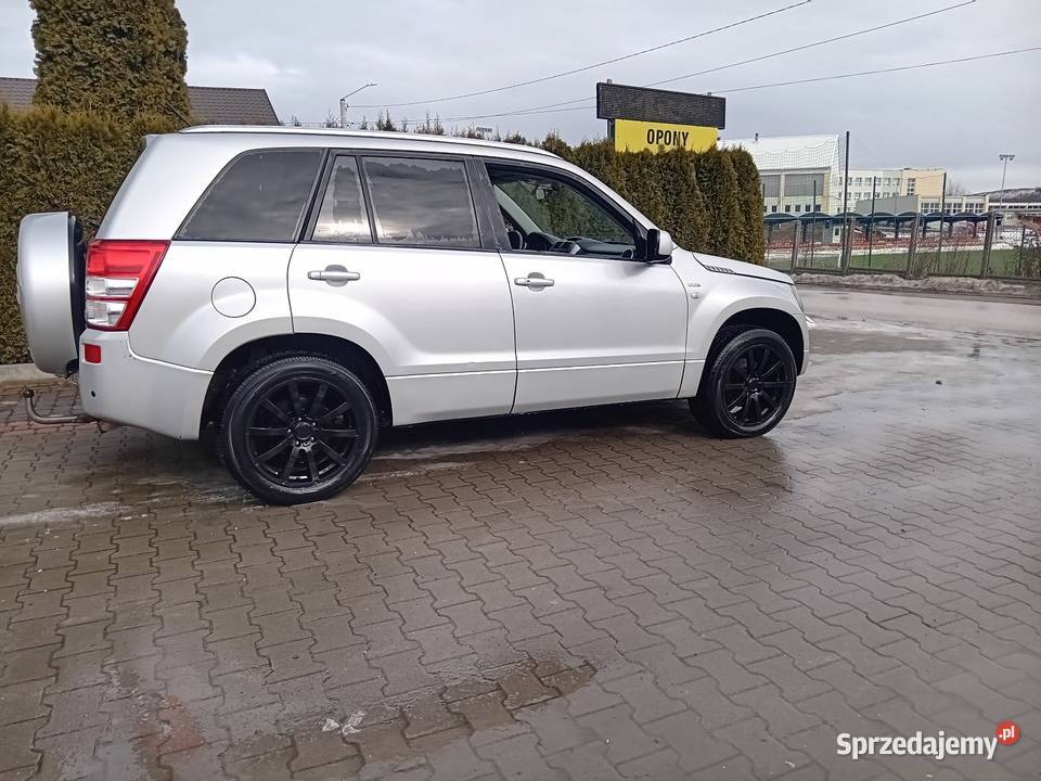 Suzuki Grand Vitara 4x4 klima DVD szyberdach Łagów
